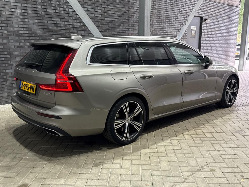 Volvo V60 2.0 T6 Twin Engine AWD Inscription | Harman/Kardon | Trekhaak | Leder | Dealer Onderhouden
