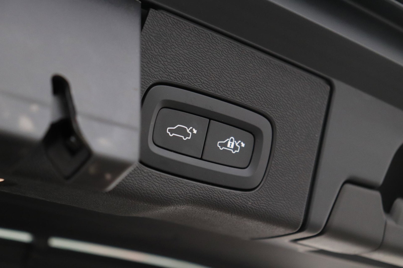 Volvo XC60 T6 Plug-in hybrid AWD Inscription | Long Range | Harman/Kardon | Panoramadak | Camera | Keyless | Memory | 19 Inch