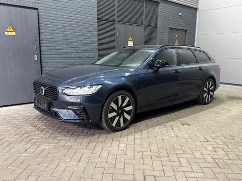 Volvo V90 2.0 T6 Plug-in hybrid AWD Plus Dark | Harman/Kardon | BLIS | Stoel- & Stuurverwarming | Carplay
