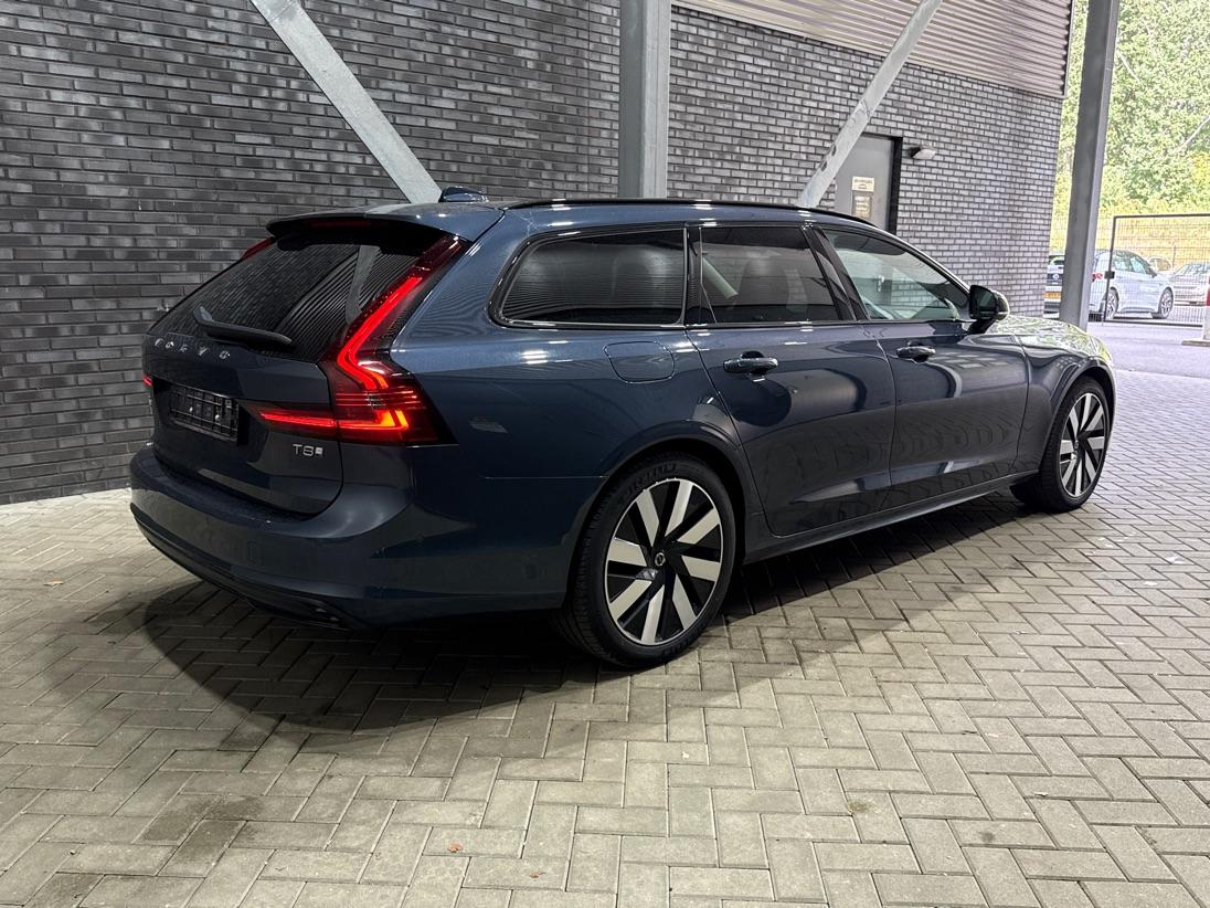 Volvo V90 T8 Plus Dark | Harman/Kardon | BLIS | Verwarmde Achterbank | 360-Camera | ACC