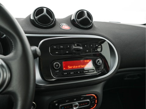 Smart Forfour EQ Passion 18 kWh {SoH-95%} Aut.*FACE-LIFT | LED-LIGHTS | HEATED-COMFORTSEATS | CRUISE | ECC | DAB | SMART-AUDIO | COOL/AUDIO-PACK | 15"ALU*