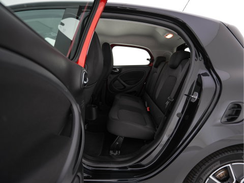 Smart Forfour EQ Passion 18 kWh {SoH-95%} Aut.*FACE-LIFT | LED-LIGHTS | HEATED-COMFORTSEATS | CRUISE | ECC | DAB | SMART-AUDIO | COOL/AUDIO-PACK | 15"ALU*