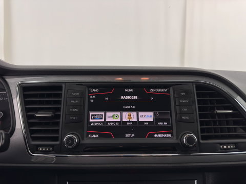 SEAT Leon ST 1.4 EcoTSI FR Connect (INCL.BTW) *LEATHER-FABRIC | FULL-LED | NAVI-FULLMAP | SPORT-SEATS | CAMERA | PRIVACY-GLASS | ECC | PDC | CRUISE | 17''ALU*