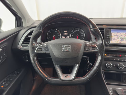 SEAT Leon ST 1.4 EcoTSI FR Connect (INCL.BTW) *LEATHER-FABRIC | FULL-LED | NAVI-FULLMAP | SPORT-SEATS | CAMERA | PRIVACY-GLASS | ECC | PDC | CRUISE | 17''ALU*