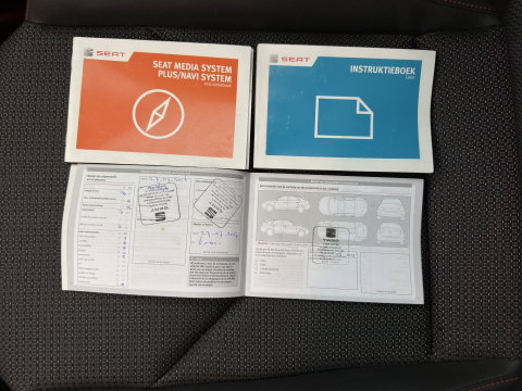 SEAT Leon ST 1.4 EcoTSI FR Connect (INCL.BTW) *LEATHER-FABRIC | FULL-LED | NAVI-FULLMAP | SPORT-SEATS | CAMERA | PRIVACY-GLASS | ECC | PDC | CRUISE | 17''ALU*