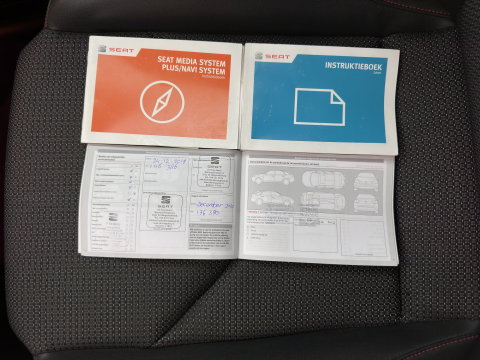 SEAT Leon ST 1.4 EcoTSI FR Connect (INCL.BTW) *LEATHER-FABRIC | FULL-LED | NAVI-FULLMAP | SPORT-SEATS | CAMERA | PRIVACY-GLASS | ECC | PDC | CRUISE | 17''ALU*