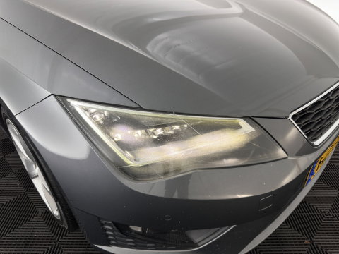 SEAT Leon ST 1.4 EcoTSI FR Connect (INCL.BTW) *LEATHER-FABRIC | FULL-LED | NAVI-FULLMAP | SPORT-SEATS | CAMERA | PRIVACY-GLASS | ECC | PDC | CRUISE | 17''ALU*