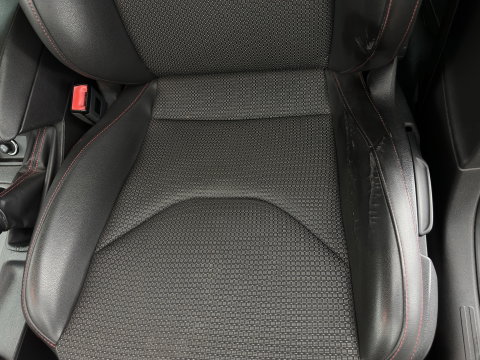 SEAT Leon ST 1.4 EcoTSI FR Connect (INCL.BTW) *LEATHER-FABRIC | FULL-LED | NAVI-FULLMAP | SPORT-SEATS | CAMERA | PRIVACY-GLASS | ECC | PDC | CRUISE | 17''ALU*
