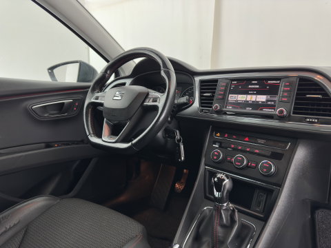 SEAT Leon ST 1.4 EcoTSI FR Connect (INCL.BTW) *LEATHER-FABRIC | FULL-LED | NAVI-FULLMAP | SPORT-SEATS | CAMERA | PRIVACY-GLASS | ECC | PDC | CRUISE | 17''ALU*