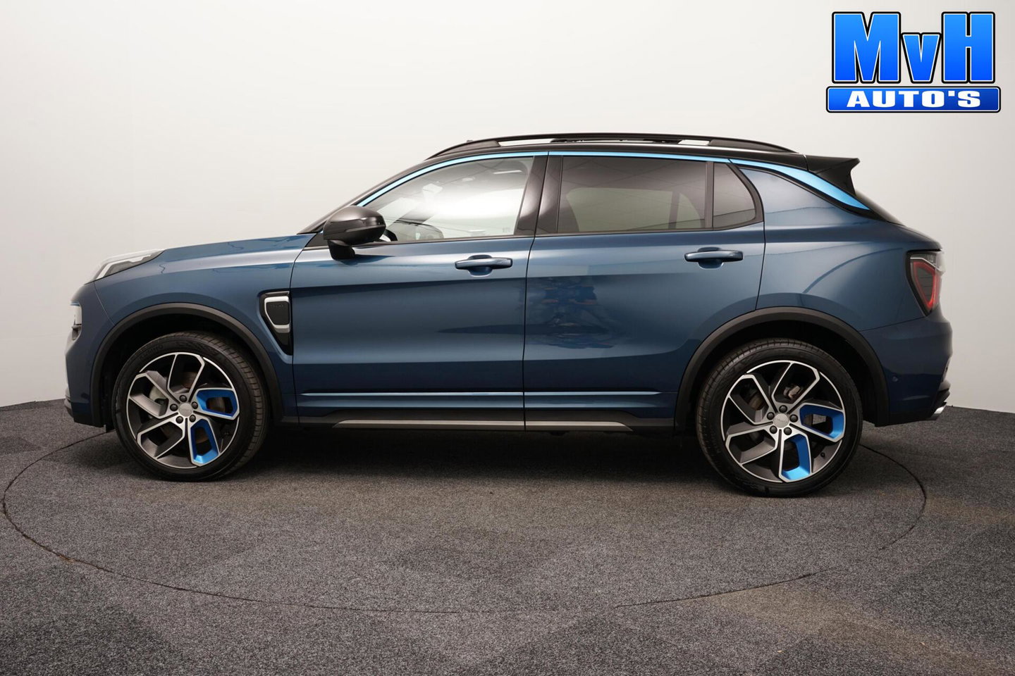 Lynk & Co 01 1.5 PHEV|TREKH|ZWARTE.HEMEL|360ºCAM|PANO|SOH94%