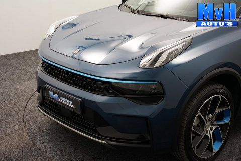 Lynk & Co 01 1.5 PHEV|TREKH|ZWARTE.HEMEL|360ºCAM|PANO|SOH94%