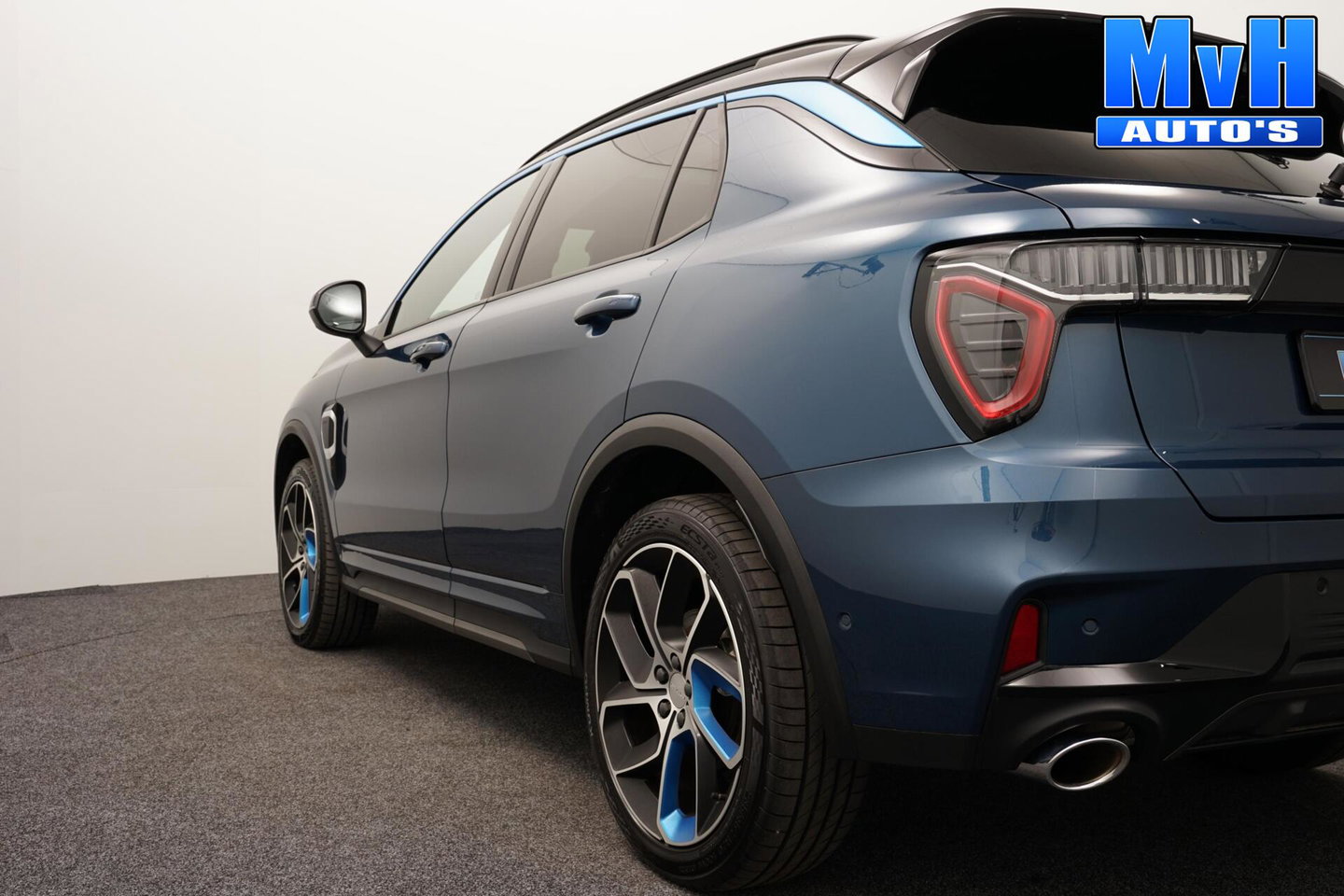 Lynk & Co 01 1.5 PHEV|TREKH|ZWARTE.HEMEL|360ºCAM|PANO|SOH94%