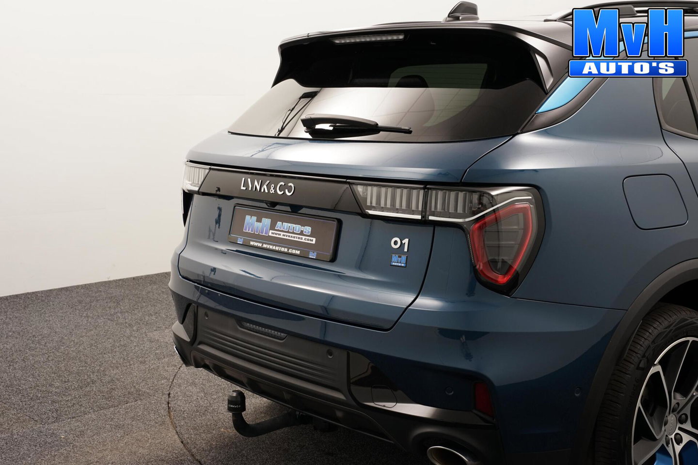 Lynk & Co 01 1.5 PHEV|TREKH|ZWARTE.HEMEL|360ºCAM|PANO|SOH94%