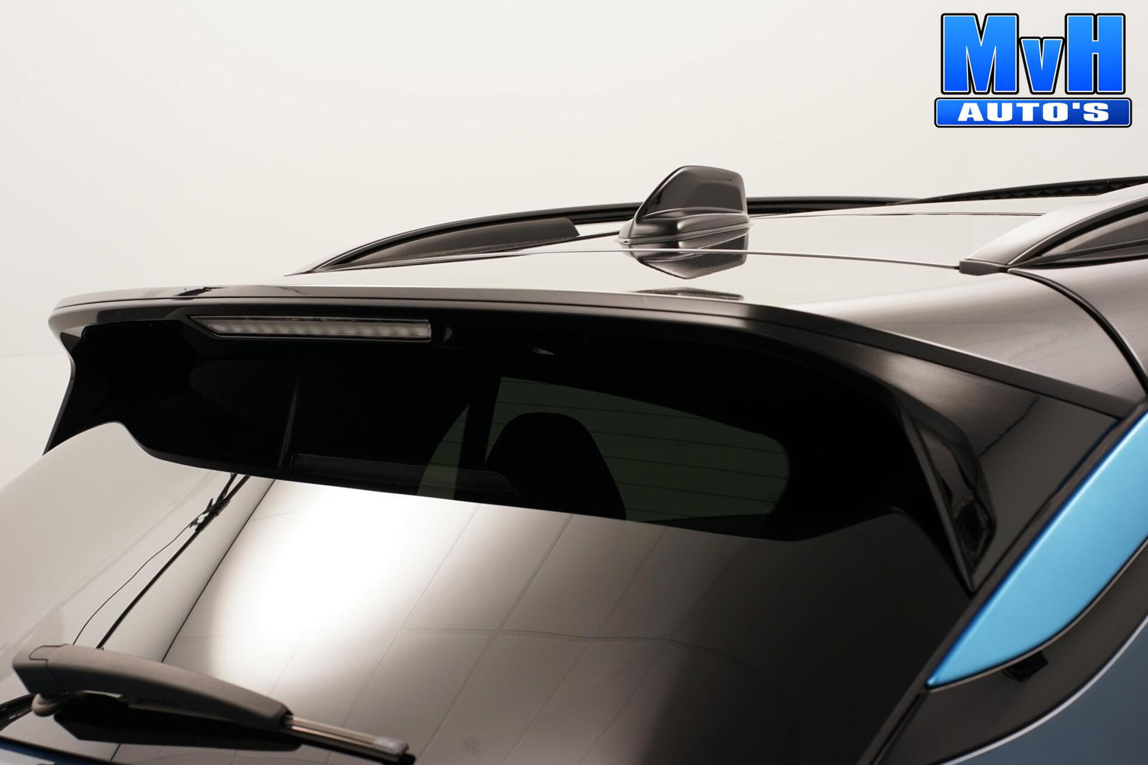 Lynk & Co 01 1.5 PHEV|TREKH|ZWARTE.HEMEL|360ºCAM|PANO|SOH94%
