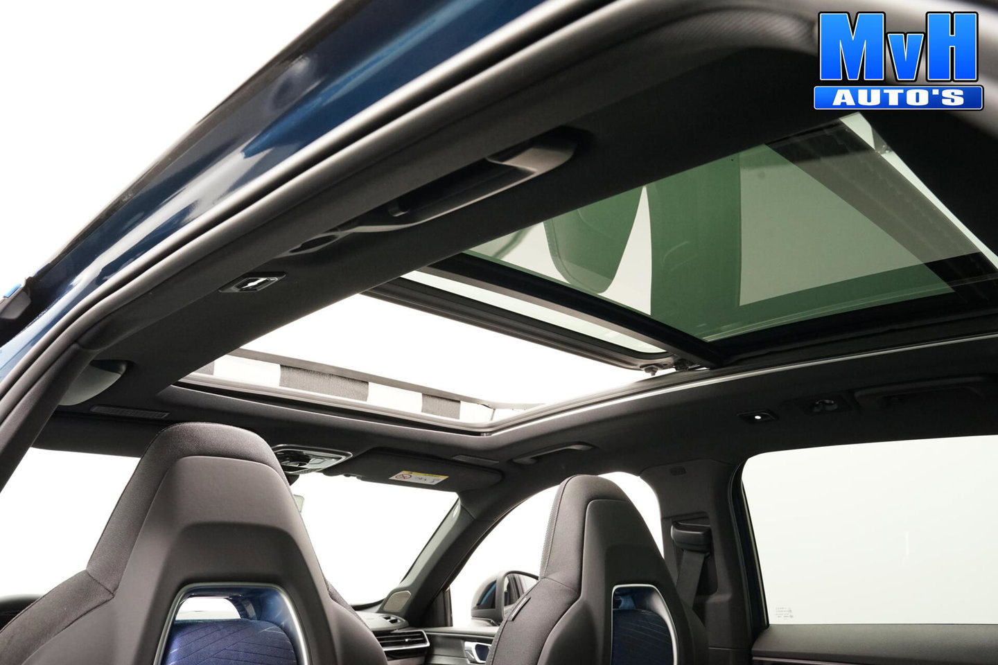 Lynk & Co 01 1.5 PHEV|TREKH|ZWARTE.HEMEL|360ºCAM|PANO|SOH94%