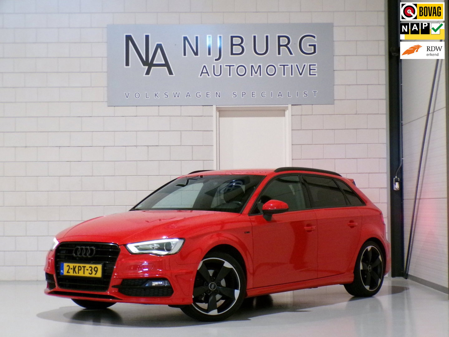 Audi A3 Sportback 1.4 TFSI S-Line "Origineel NL!" Stoelverwarming 2x S-line Xenon-LED 18"Velgen Parkeersensoren Sport-stoelen