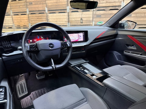 Opel Astra 1.6 Hybrid Edition Pano HUD 360 Clima Navi Carplay Trekhaak 18"LM