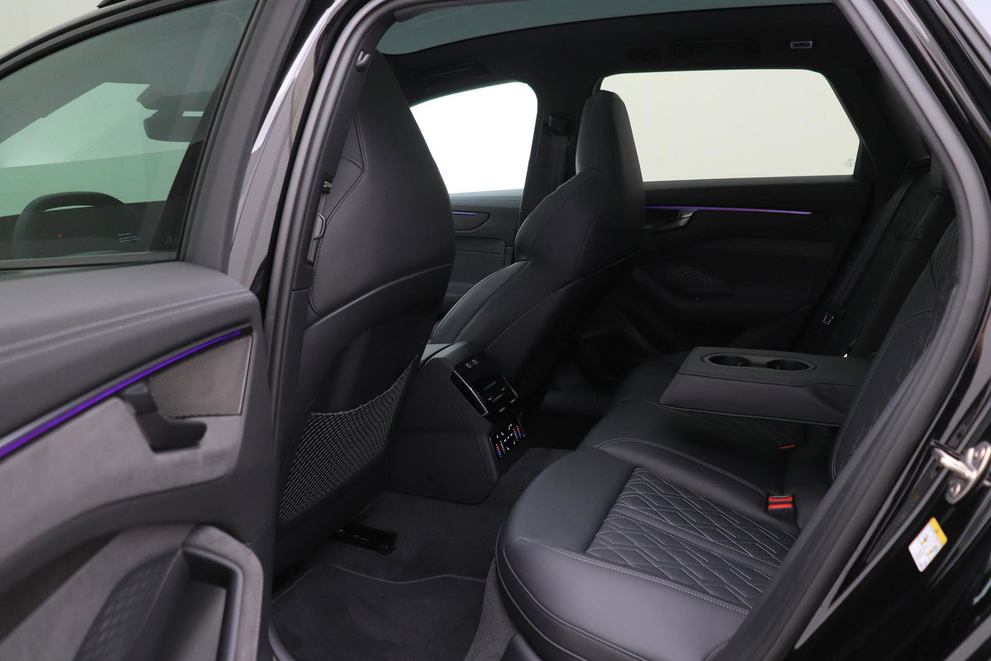 Audi A6 Avant 2.0 e-hybrid quattro S edition Competition | ACC | Luchtvering | Panoramadak | Massage+Ventilatie | Head-Up | 21 inch