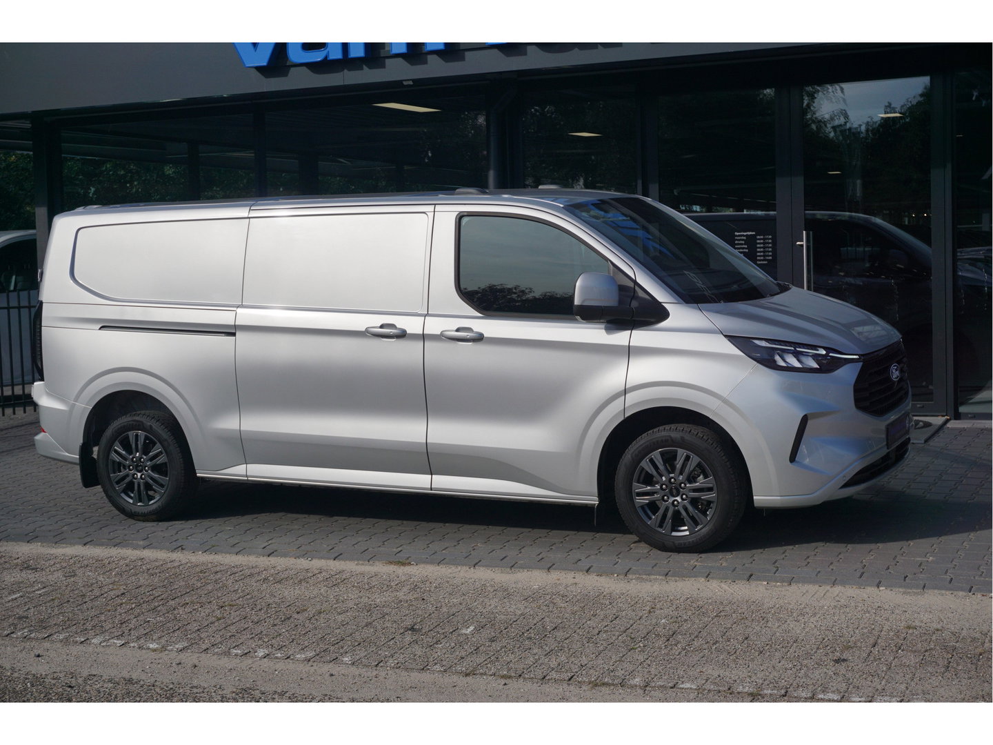 Ford Transit Custom 320L 170PK Limited AUT BPM VRIJ!! Navi, Cam, Adap. Cruise, 17" LM, LED!! NR. 335.