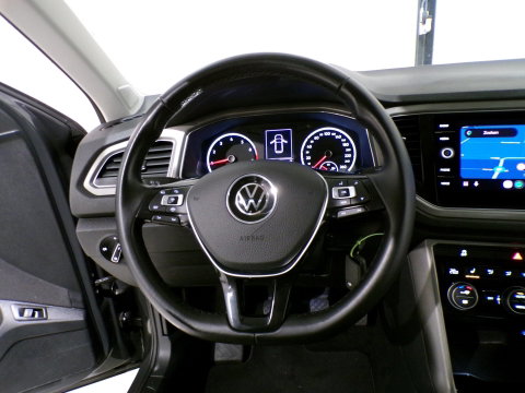 Volkswagen T-Roc 1.5 TSI Sport "1e eigenaar" Stoelverwarming Apple-Carplay Parkeersensoren Adaptive-cruise "1 jaar Bovag garantie"