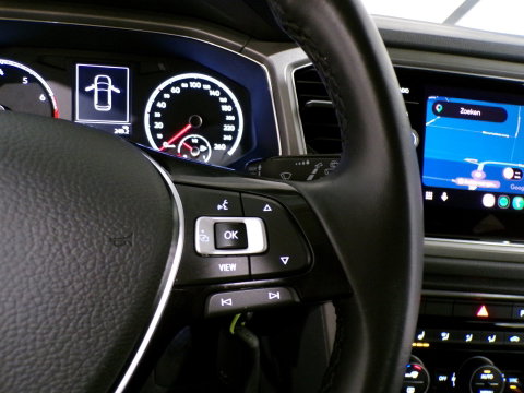 Volkswagen T-Roc 1.5 TSI Sport "1e eigenaar" Stoelverwarming Apple-Carplay Parkeersensoren Adaptive-cruise "1 jaar Bovag garantie"