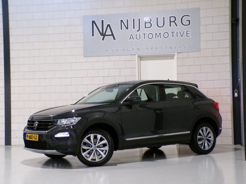Volkswagen T-Roc 1.5 TSI Sport "1e eigenaar" Stoelverwarming Apple-Carplay Parkeersensoren Adaptive-cruise "1 jaar Bovag garantie"
