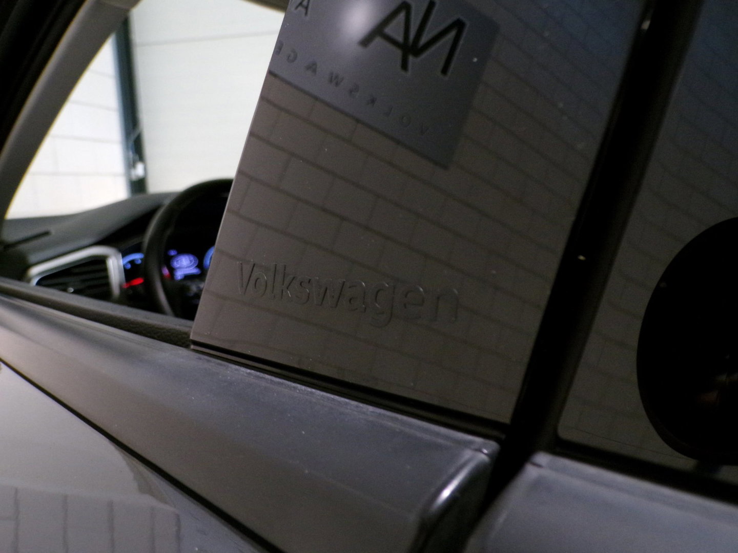 Volkswagen T-Roc 1.5 TSI Sport "1e eigenaar" Stoelverwarming Apple-Carplay Parkeersensoren Adaptive-cruise "1 jaar Bovag garantie"