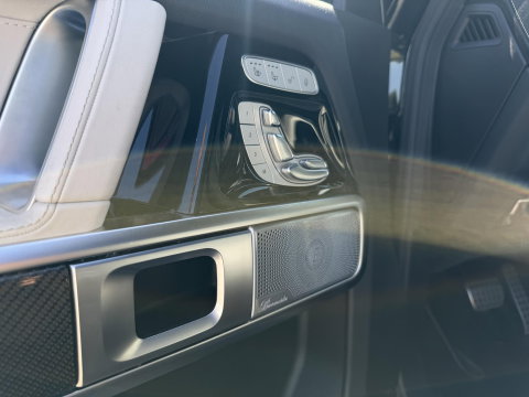 Mercedes-Benz G-Klasse 63 Brabus widebody  700 Full Options