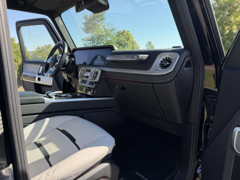 Mercedes-Benz G-Klasse 63 Brabus widebody  700 Full Options