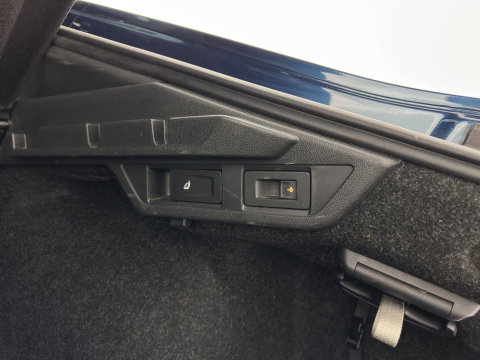 Škoda Octavia 1.0 e-TSI Sport Business   Aut. *FULL-LED | DIGI-COCKPIT | ADAPTIVE-CRUISE | COMFORT-SEATS | NAVI-FULLMAP | CARPLAY | SHIFT-PADDLES | ECC | PDC | 18''ALU | TOWBAR*