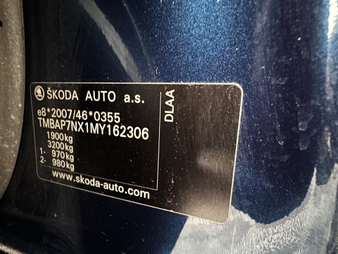 Škoda Octavia 1.0 e-TSI Sport Business   Aut. *FULL-LED | DIGI-COCKPIT | ADAPTIVE-CRUISE | COMFORT-SEATS | NAVI-FULLMAP | CARPLAY | SHIFT-PADDLES | ECC | PDC | 18''ALU | TOWBAR*