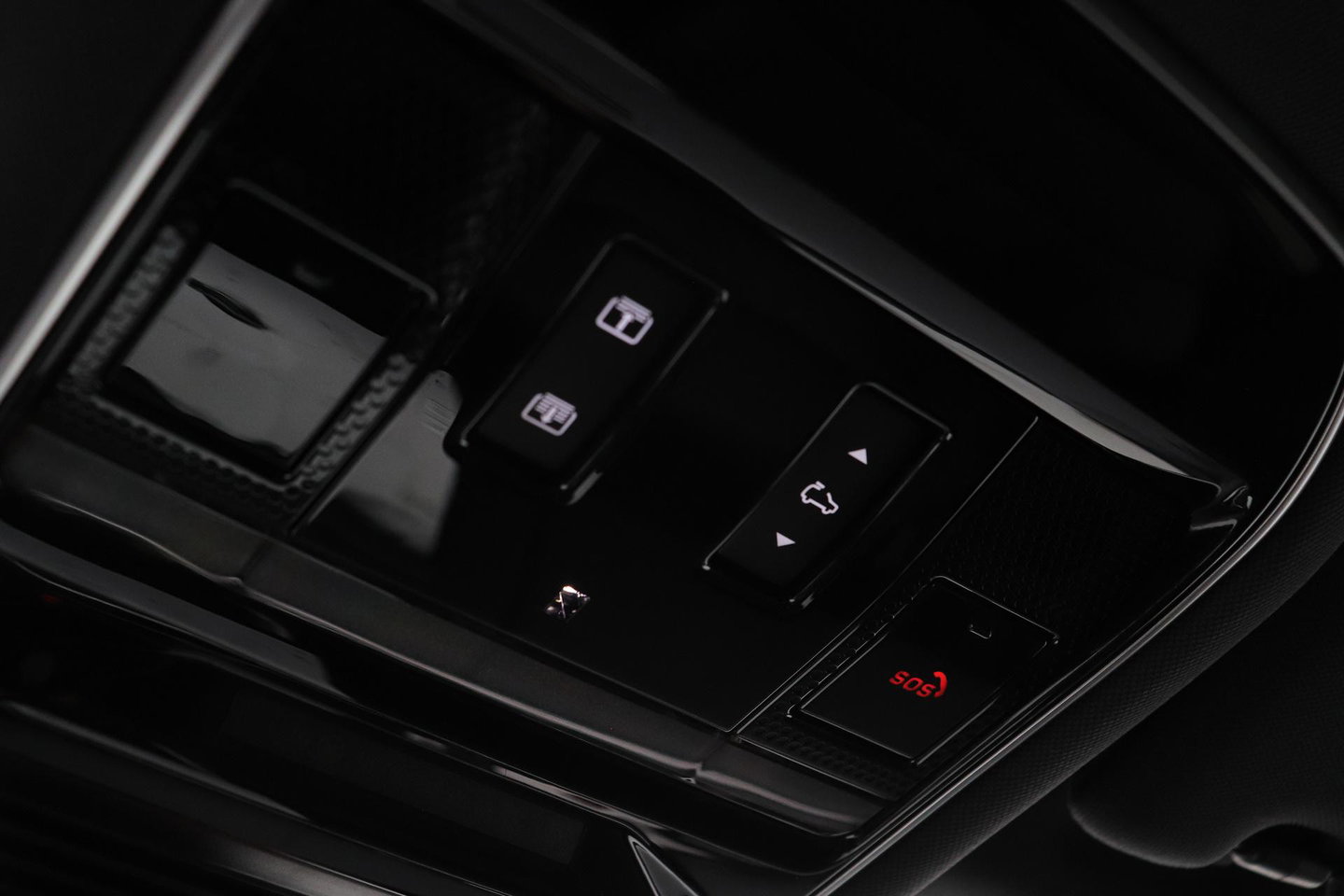 Land Rover Range Rover Sport P460e Dynamic SE | Cold Climate | Black Pack | Soft Close | Panoramadak | Trekhaak