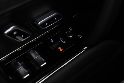 Land Rover Range Rover Sport P460e Dynamic SE | Cold Climate | Black Pack | Soft Close | Panoramadak | Trekhaak