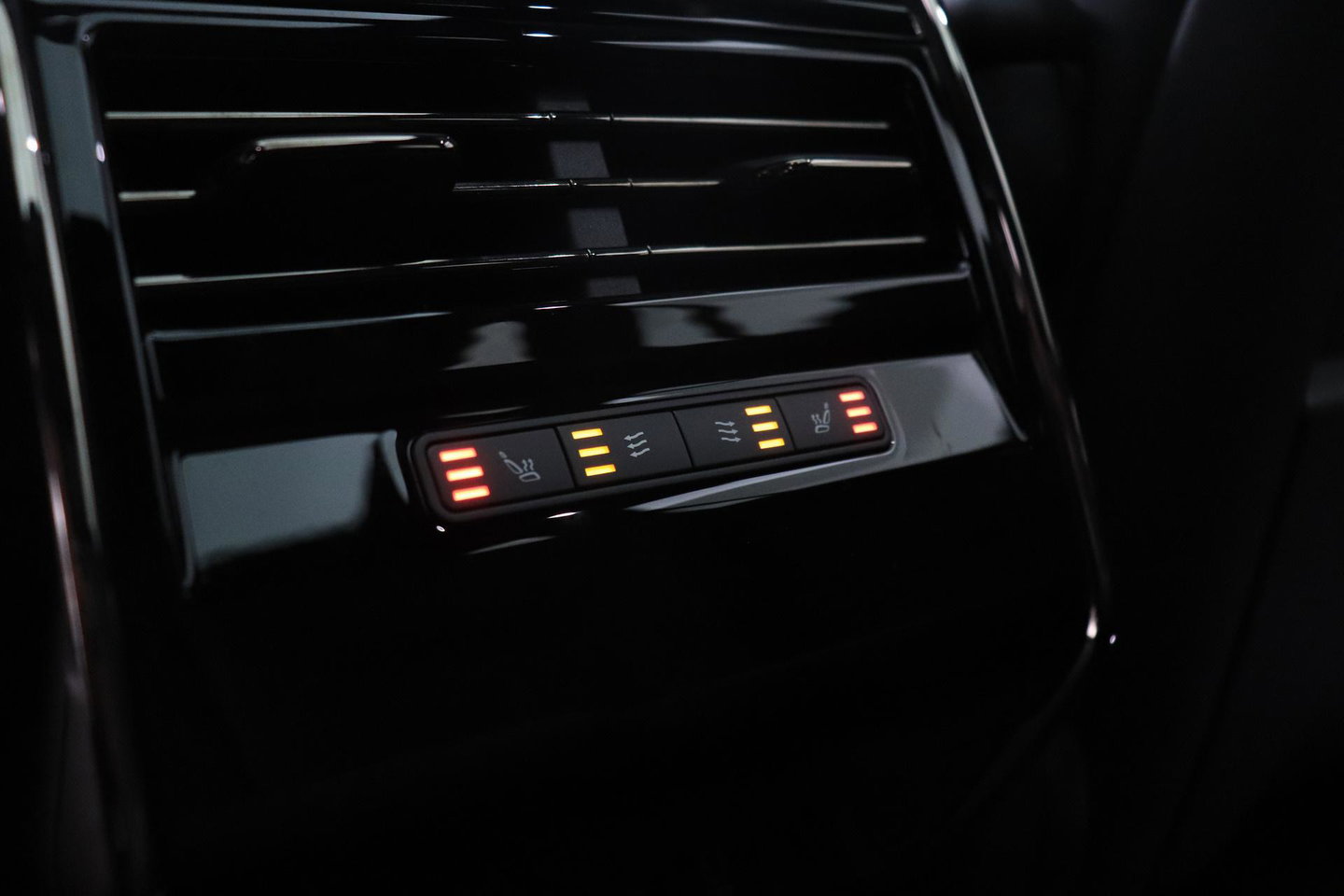 Land Rover Range Rover Sport P460e Dynamic SE | Cold Climate | Black Pack | Soft Close | Panoramadak | Trekhaak