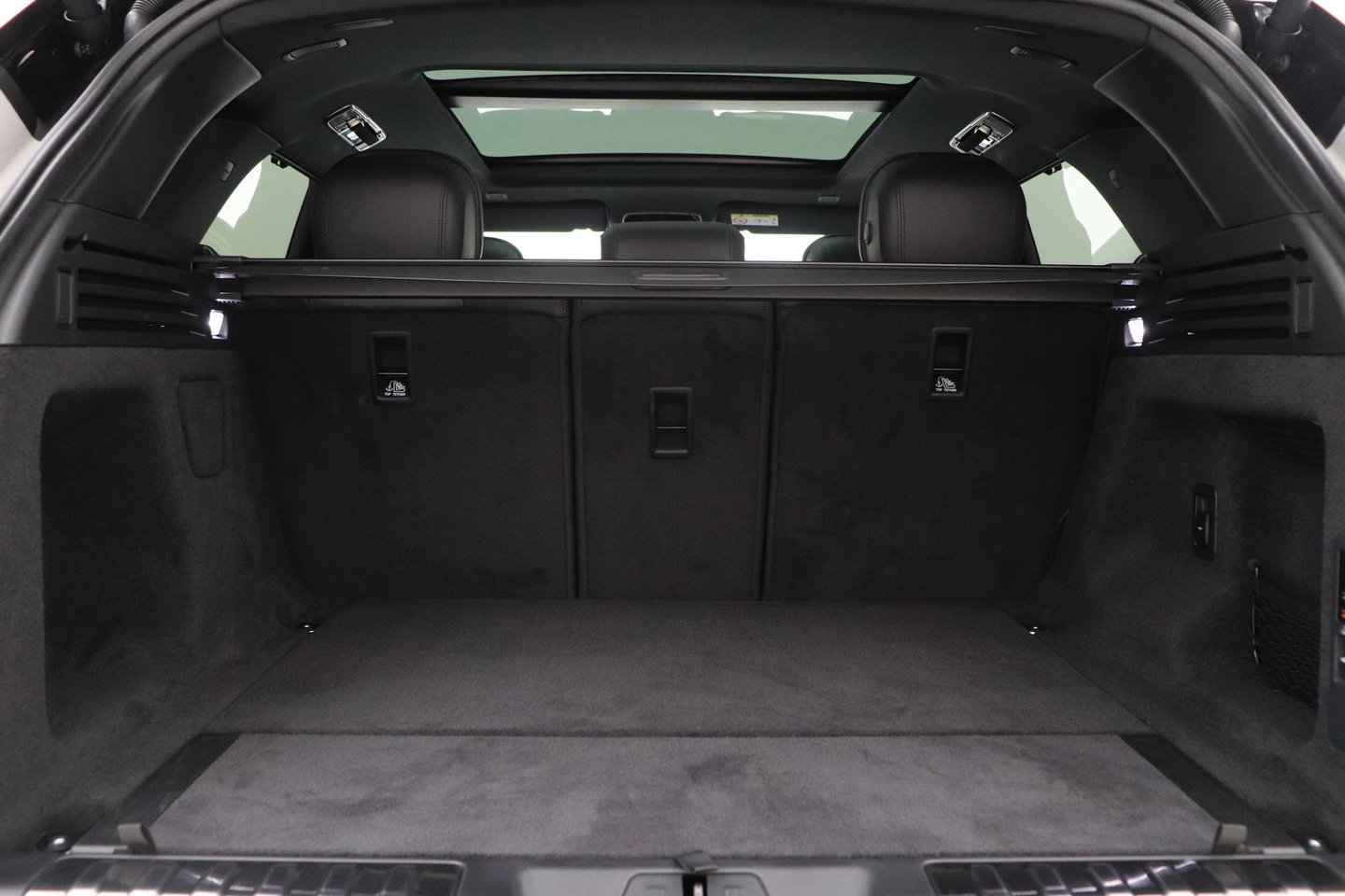 Land Rover Range Rover Sport P460e Dynamic SE | Cold Climate | Black Pack | Soft Close | Panoramadak | Trekhaak