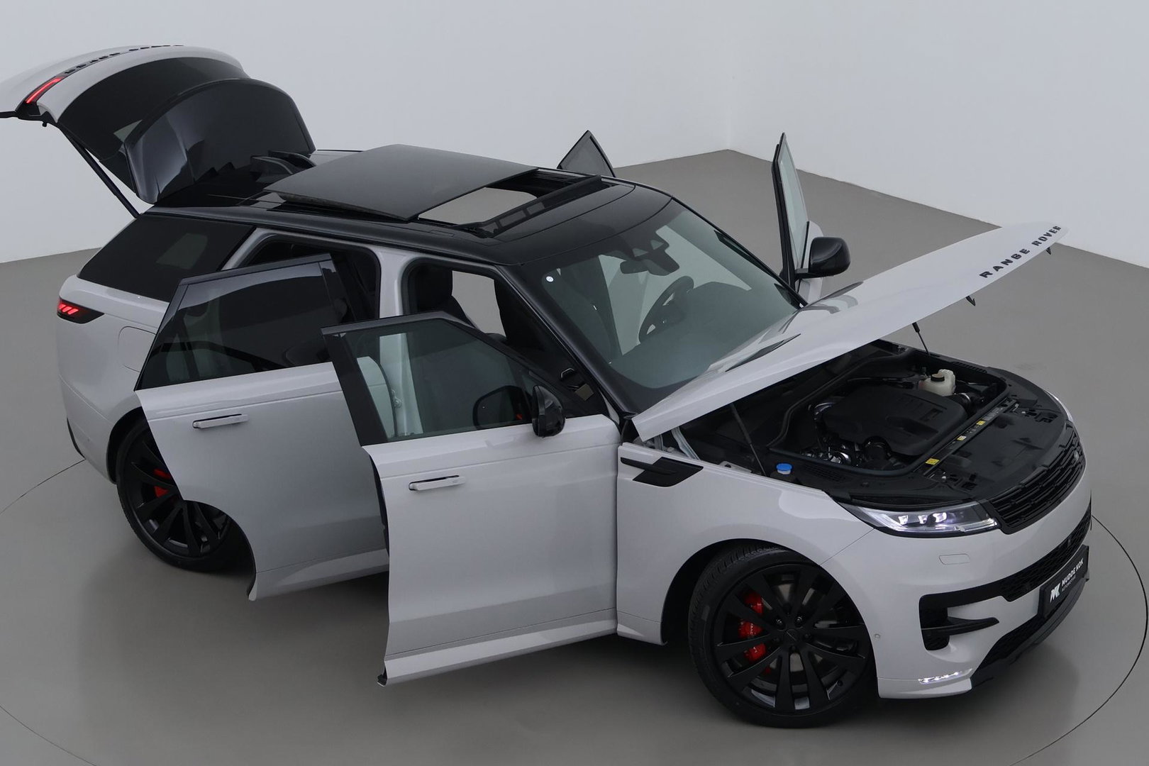 Land Rover Range Rover Sport P460e Dynamic SE | Cold Climate | Black Pack | Soft Close | Panoramadak | Trekhaak