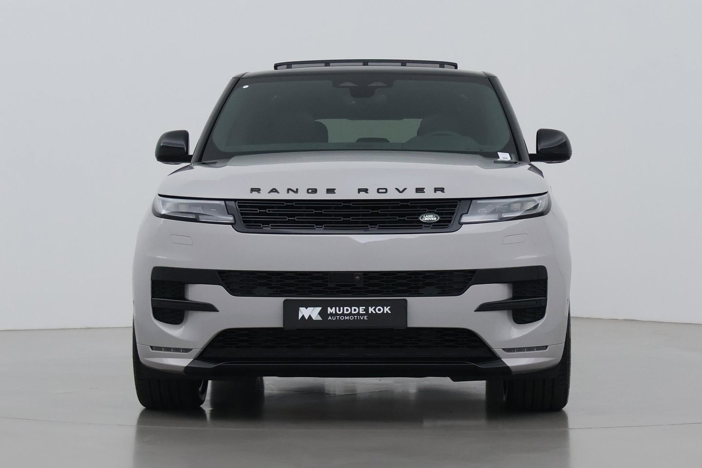 Land Rover Range Rover Sport P460e Dynamic SE | Cold Climate | Black Pack | Soft Close | Panoramadak | Trekhaak