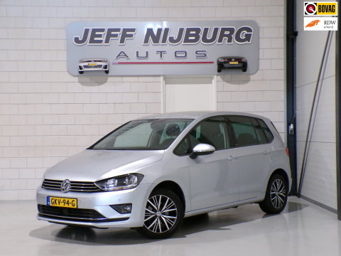 Volkswagen Golf Sportsvan 1.2 TSI 140PK Highline Allstar Stoelverwarming Apple-Carplay Parkeersensoren Navigatie Bluetooth Cruise