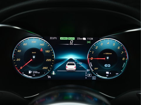 Mercedes-Benz C-Klasse 300 e Business Solution AMG Limited (Plug-in) {SoH-94%} (INCL.BTW) Aut. *PANO | LEATHER-FABRIC | MULTIBEAM-LED | TOP-VIEW | DIGI-COCKPIT | BLIND-SPOT | HEATED-SPORTSEATS | SHIFT-PADDLES | NAVI-FULLAMP | PRIVACY-GLASS | PDC | CRUISE | TOWBAR | 18''