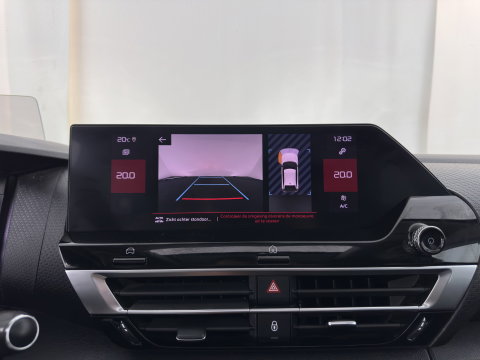 Citroën C4 1.2 Puretech Shine (INCL-BTW) *PANO | HEAD-UP | LEATHER | FULL-LED | ADAPTIVE-CRUISE |  DIGI-COCKPIT | BLINDSPOT | SHIFT-PADDLES | HEATED-COMFORTSEATS | ECC | LANE-ASSIST | KEYLESS | PDC | CRUISE | DAB  | 18''A