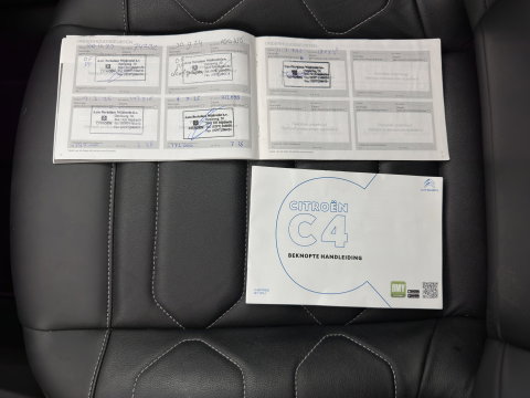 Citroën C4 1.2 Puretech Shine (INCL-BTW) *PANO | HEAD-UP | LEATHER | FULL-LED | ADAPTIVE-CRUISE |  DIGI-COCKPIT | BLINDSPOT | SHIFT-PADDLES | HEATED-COMFORTSEATS | ECC | LANE-ASSIST | KEYLESS | PDC | CRUISE | DAB  | 18''A