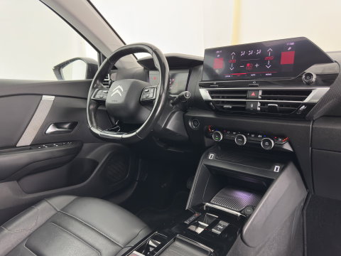 Citroën C4 1.2 Puretech Shine (INCL-BTW) *PANO | HEAD-UP | LEATHER | FULL-LED | ADAPTIVE-CRUISE |  DIGI-COCKPIT | BLINDSPOT | SHIFT-PADDLES | HEATED-COMFORTSEATS | ECC | LANE-ASSIST | KEYLESS | PDC | CRUISE | DAB  | 18''A