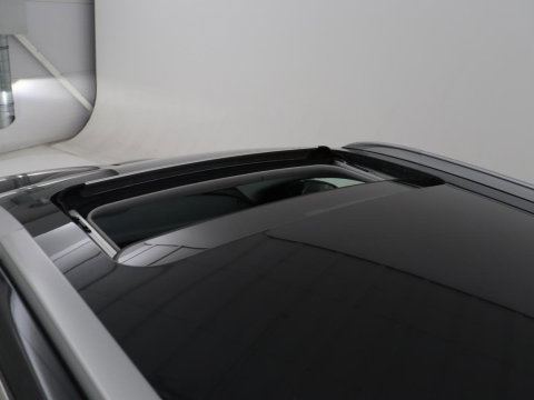 Kia e-Niro DynamicPlusLine 64 kWh | SOH 95,4% | Panoramadak | Half leder | Adaptive cruise | Stuur/stoel verwarming | Navigatie | Carplay | Camera | Park assist | Climate control