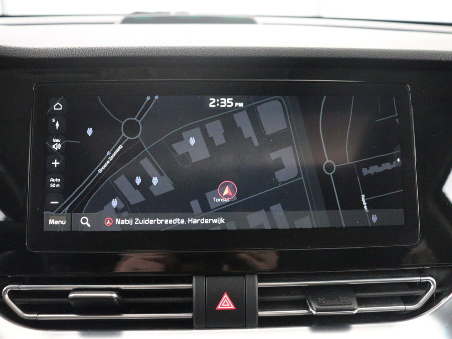 Kia e-Niro DynamicPlusLine 64 kWh | SOH 95,4% | Panoramadak | Half leder | Adaptive cruise | Stuur/stoel verwarming | Navigatie | Carplay | Camera | Park assist | Climate control
