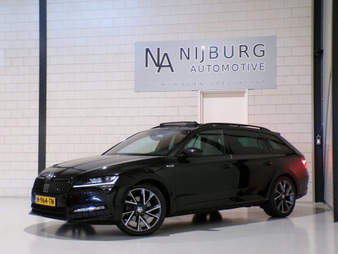 Škoda Superb Combi 1.5 TSI ACT Sportline Business "Origineel NL!" Automaat! Trekhaak Pano RS-stoelen Matrix-LED Camera Virtual DAB
