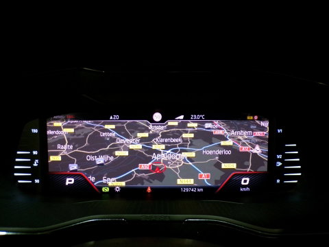 Škoda Superb Combi 1.5 TSI ACT Sportline Business "Origineel NL!" Automaat! Trekhaak Pano RS-stoelen Matrix-LED Camera Virtual DAB