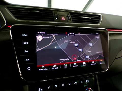 Škoda Superb Combi 1.5 TSI ACT Sportline Business "Origineel NL!" Automaat! Trekhaak Pano RS-stoelen Matrix-LED Camera Virtual DAB