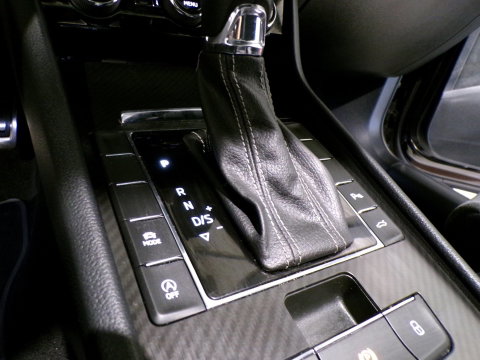 Škoda Superb Combi 1.5 TSI ACT Sportline Business "Origineel NL!" Automaat! Trekhaak Pano RS-stoelen Matrix-LED Camera Virtual DAB