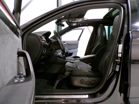 Škoda Superb Combi 1.5 TSI ACT Sportline Business "Origineel NL!" Automaat! Trekhaak Pano RS-stoelen Matrix-LED Camera Virtual DAB