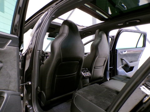 Škoda Superb Combi 1.5 TSI ACT Sportline Business "Origineel NL!" Automaat! Trekhaak Pano RS-stoelen Matrix-LED Camera Virtual DAB